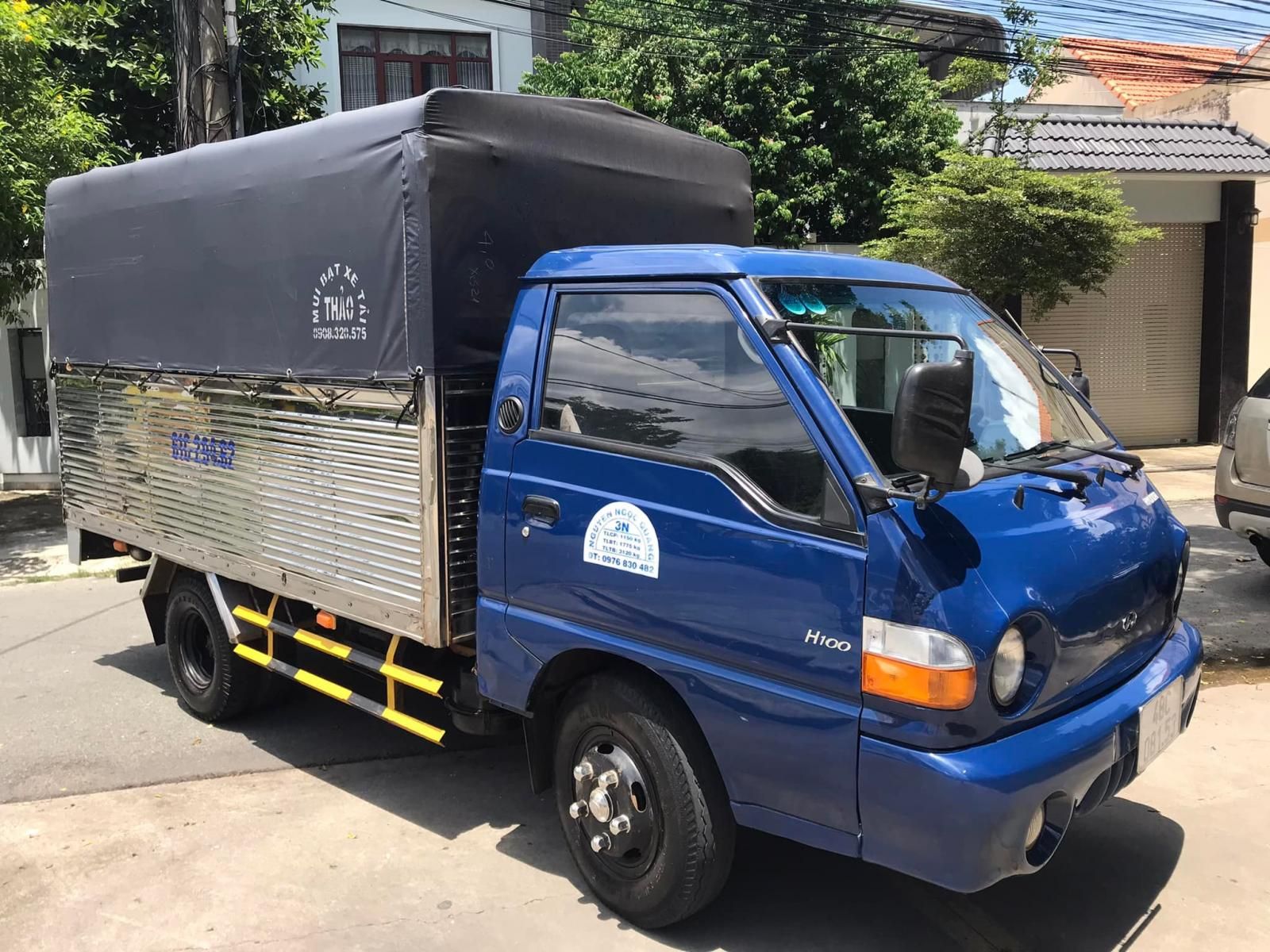 Hyundai H 100 2009 - Màu xanh lam