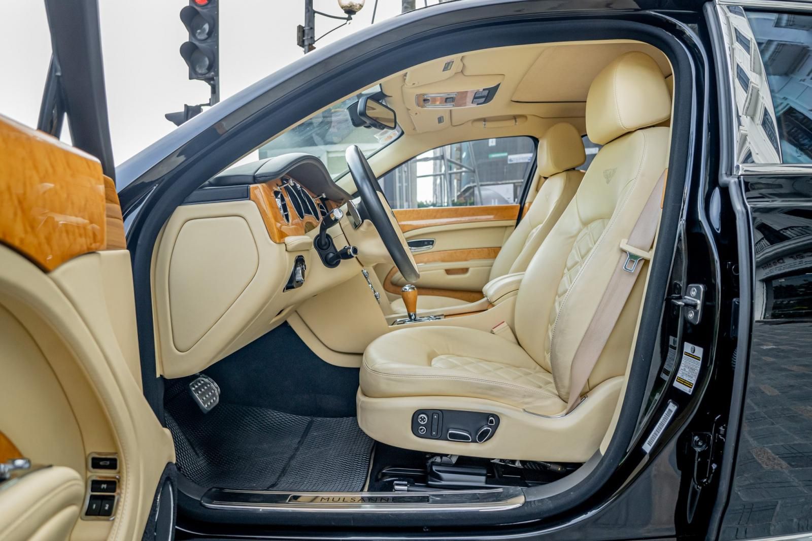 Bentley Mulsanne 2014 - Biển vip chạy siêu lướt phiên bản cá nhân hóa - Giá cả có thương lượng