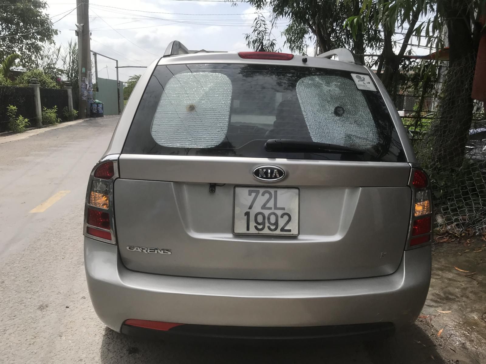 Kia Carens 2009 - Xe đẹp, còn sổ bảo hành