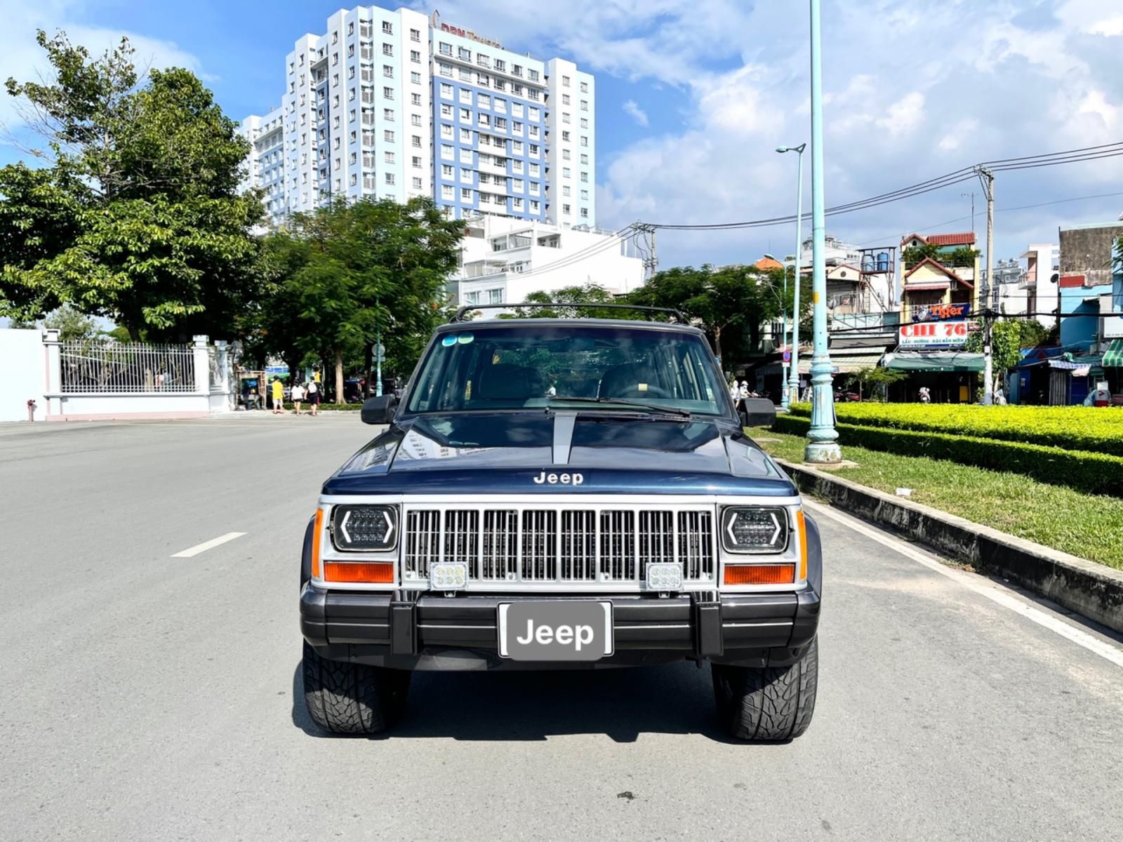 Jeep Cherokee 1998 - Nhập Mỹ máy 4.0 số tự động, hai cầu, hàng hiếm, xe bao không hao xăng 100km 12 lit