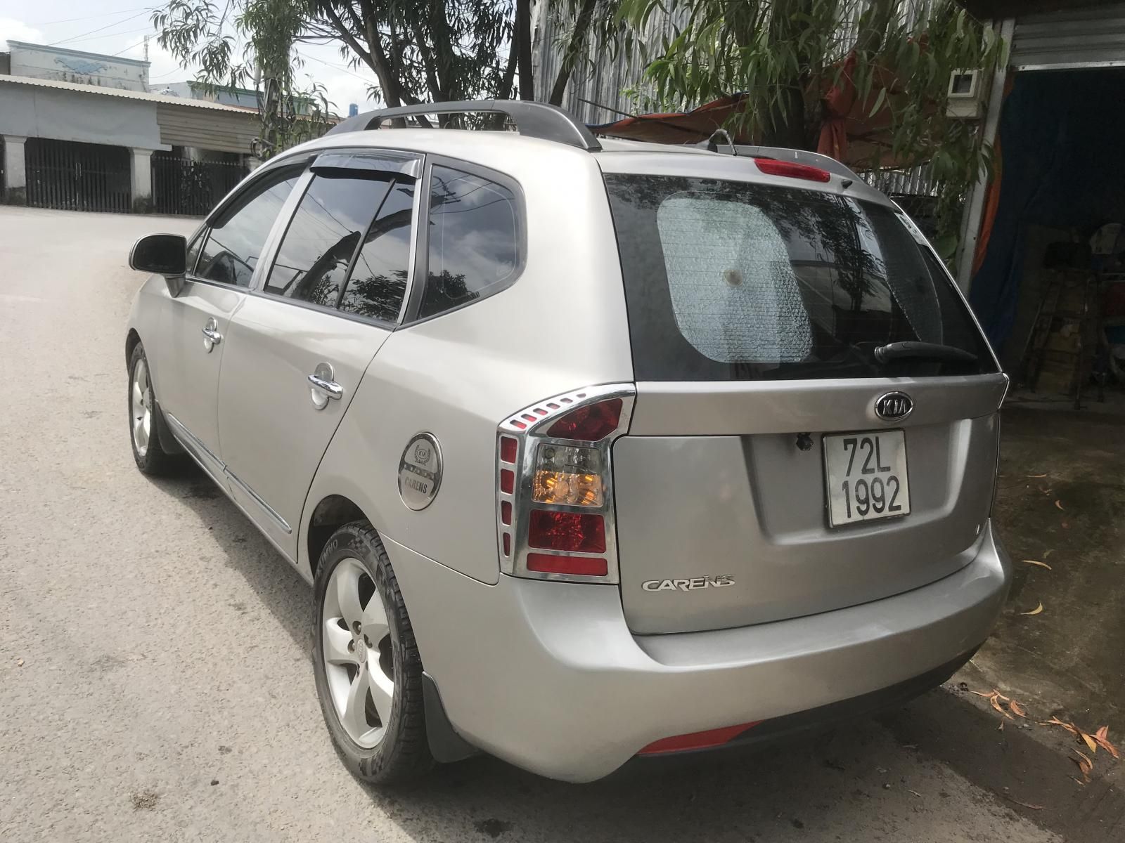 Kia Carens 2009 - Xe đẹp, còn sổ bảo hành