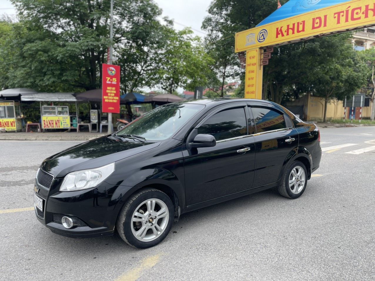 Chevrolet Aveo 2017 - Màu đen, số tay, 1 chủ - Mới đi được 3v km xịn - Nguyên lốp theo xe