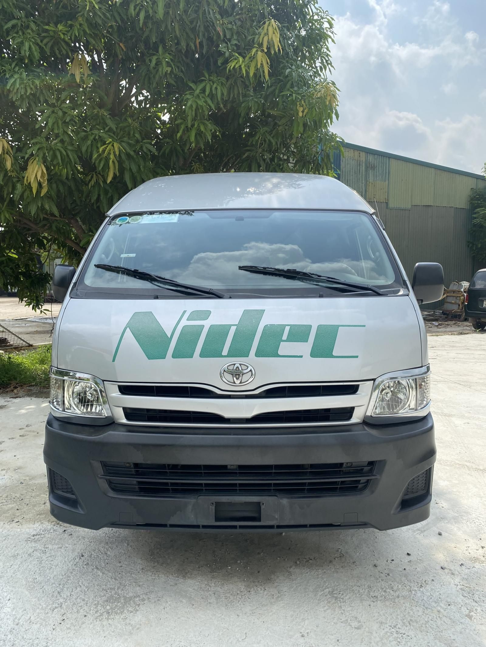 Toyota Hiace 2013 - Máy xăng - Nhập Nhật nguyên chiếc