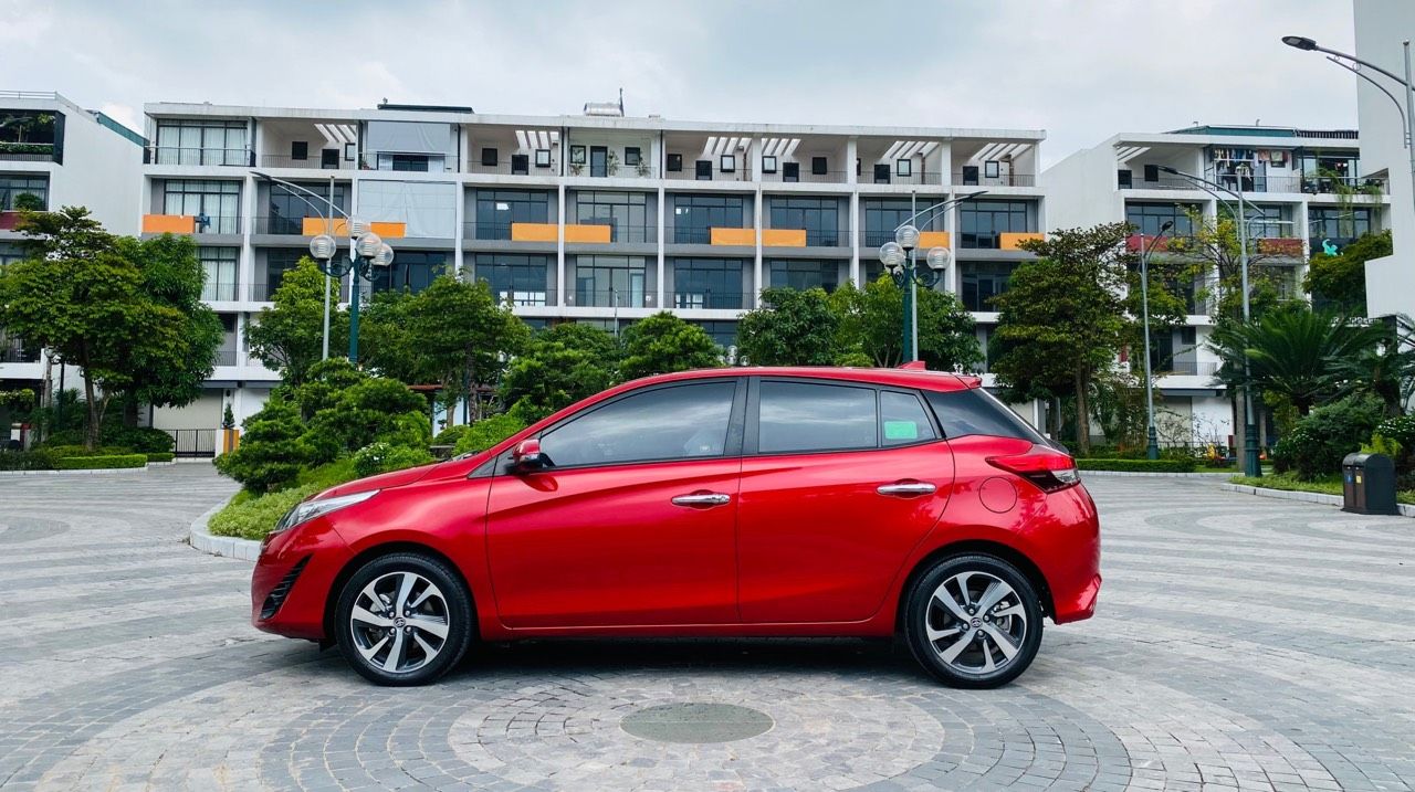 Toyota Yaris 2019 - Màu đỏ, nhập khẩu nguyên chiếc