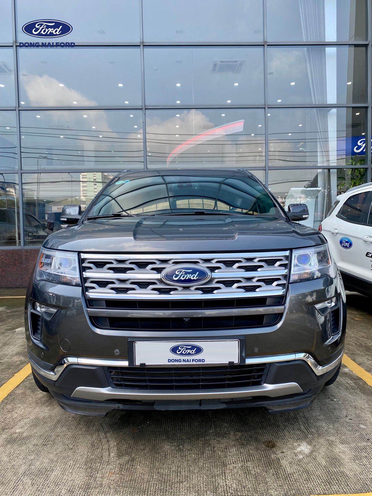 Ford Explorer 2019 - Đăng ký 2020, nhập Mỹ nguyên chiếc, giá tốt. Xem xe tại Ford Đồng Nai