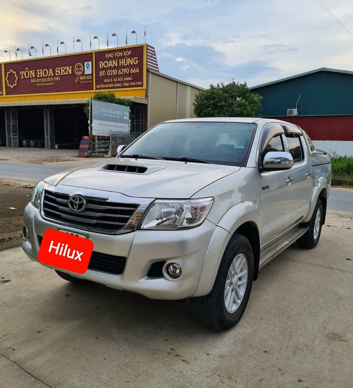 Toyota Hilux 2014 - Còn mới giá tốt 448tr