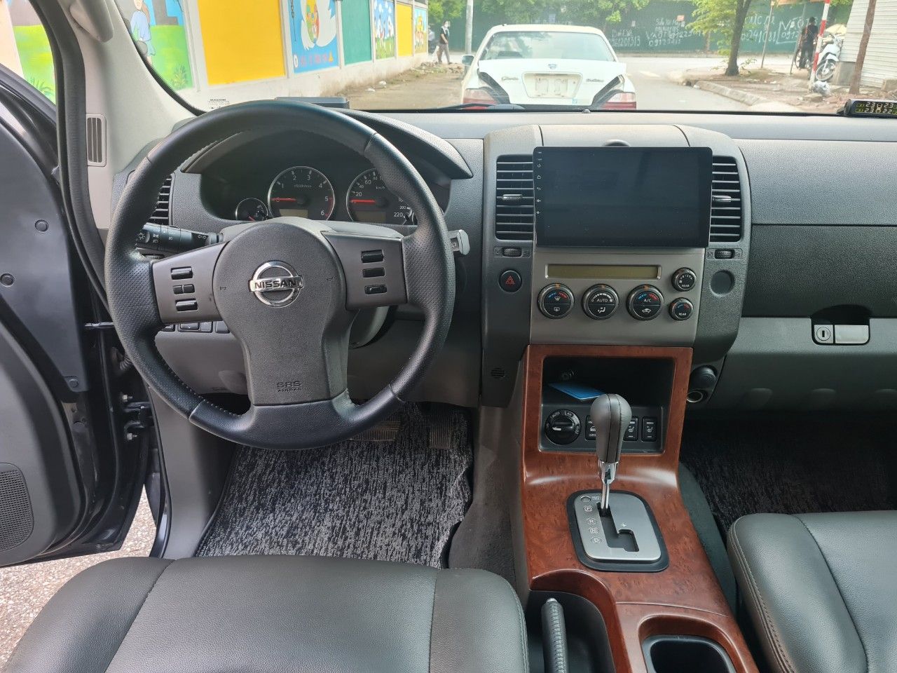 Nissan Pathfinder 2007 - Màu đen, nhập khẩu nguyên chiếc