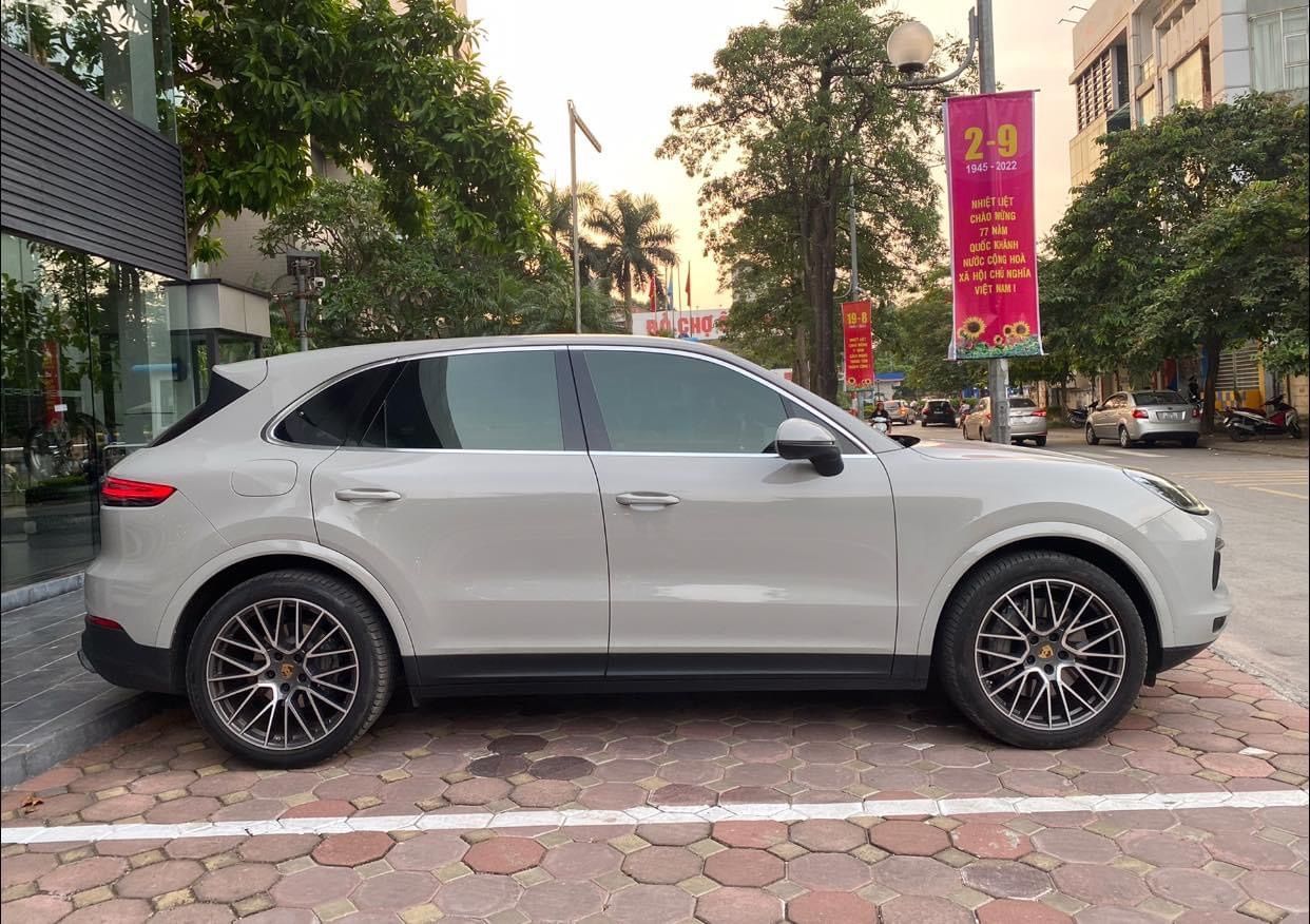 Porsche Cayenne S 2021 - Màu Crayon siêu đẹp, giao xe toàn quốc