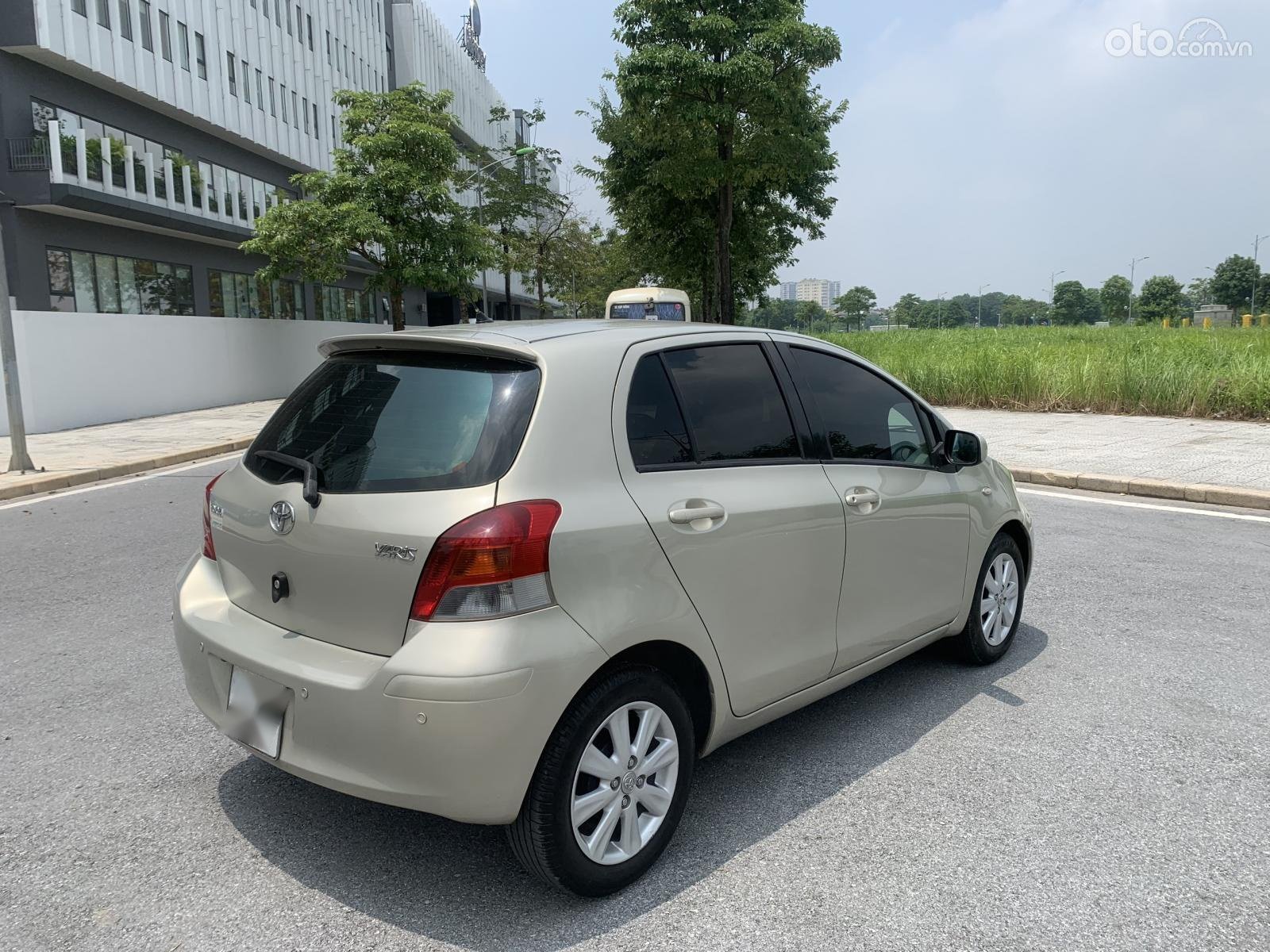 Toyota Yaris 2010 - Odo 10v zin biển HN chào giá có thương lượng