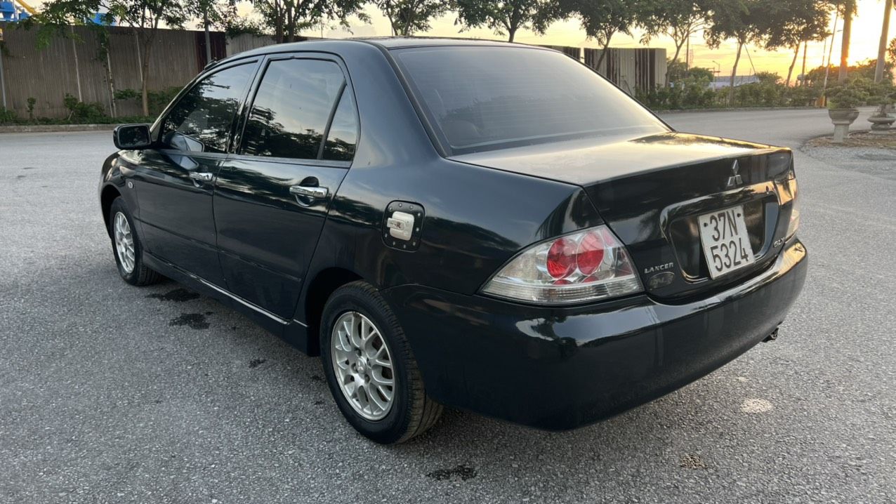 Mitsubishi Lancer 2003 - Giá chỉ hơn 100tr