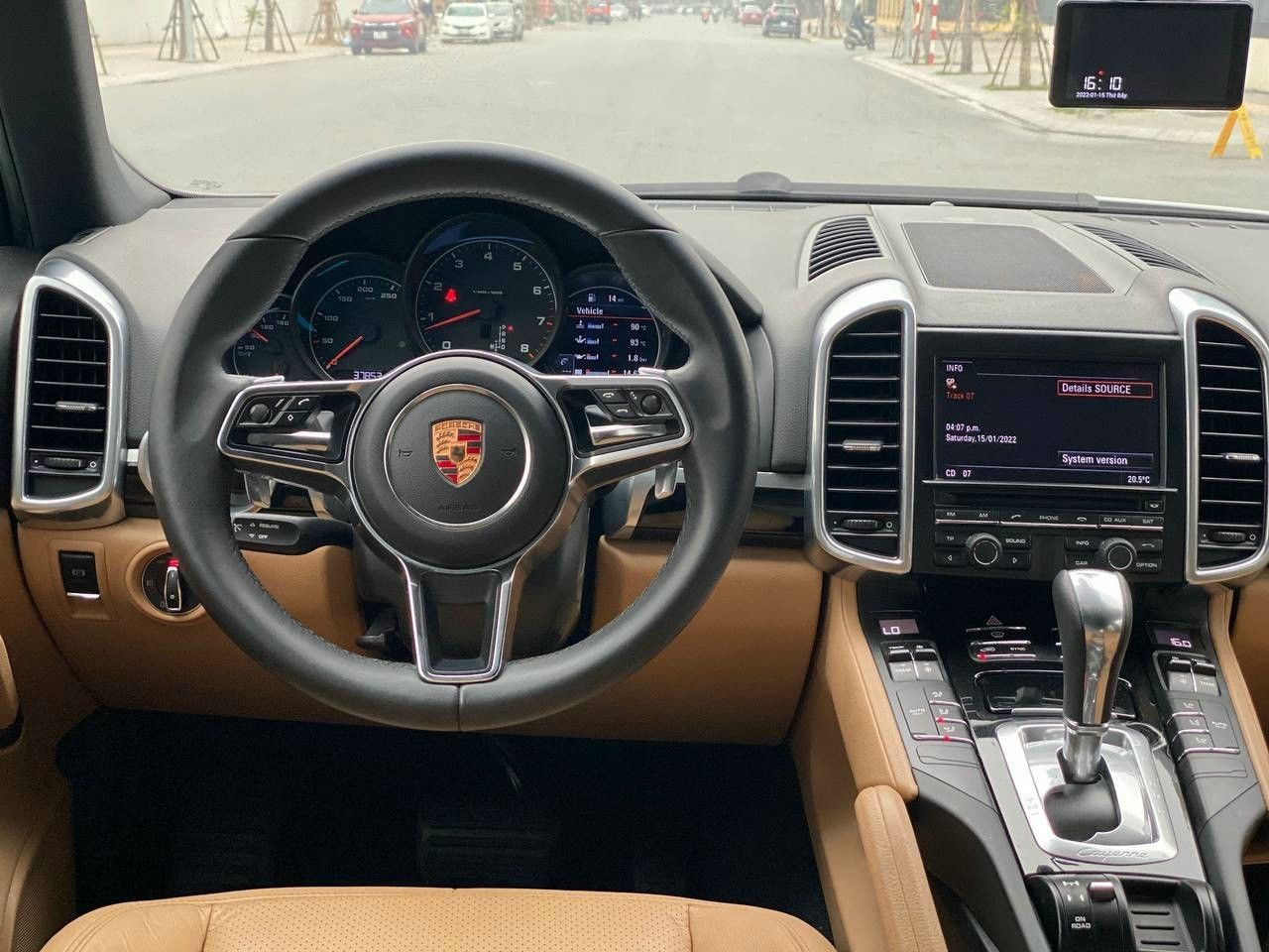 Porsche Cayenne 2015 - Tên tư nhân, một chủ từ mới