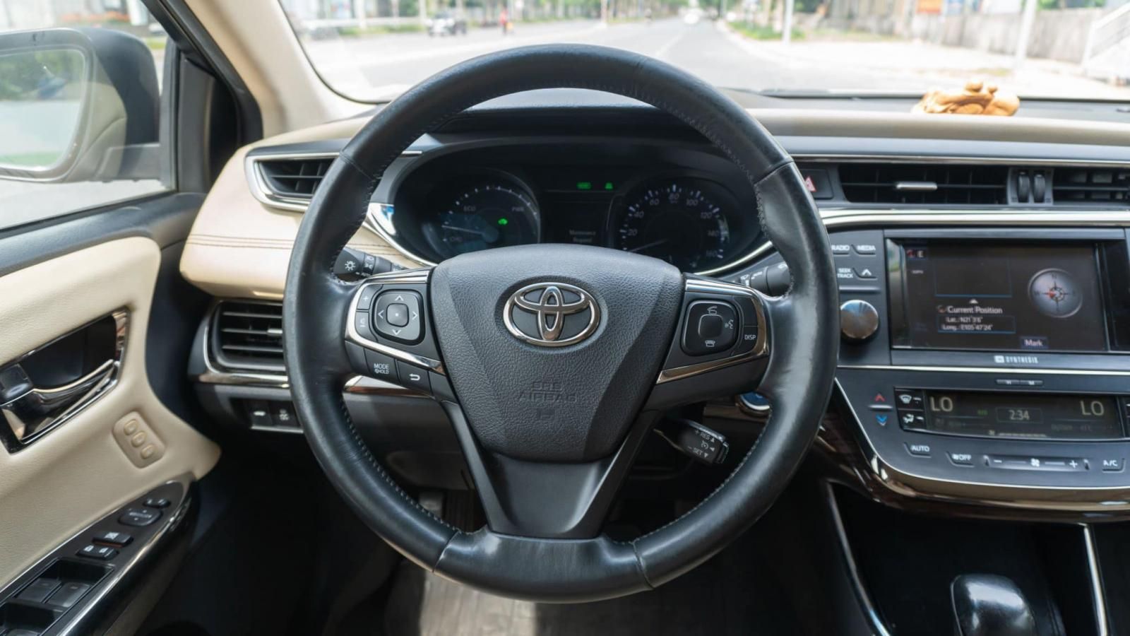 Toyota Avalon 2014 - Màu vàng, nhập khẩu nguyên chiếc
