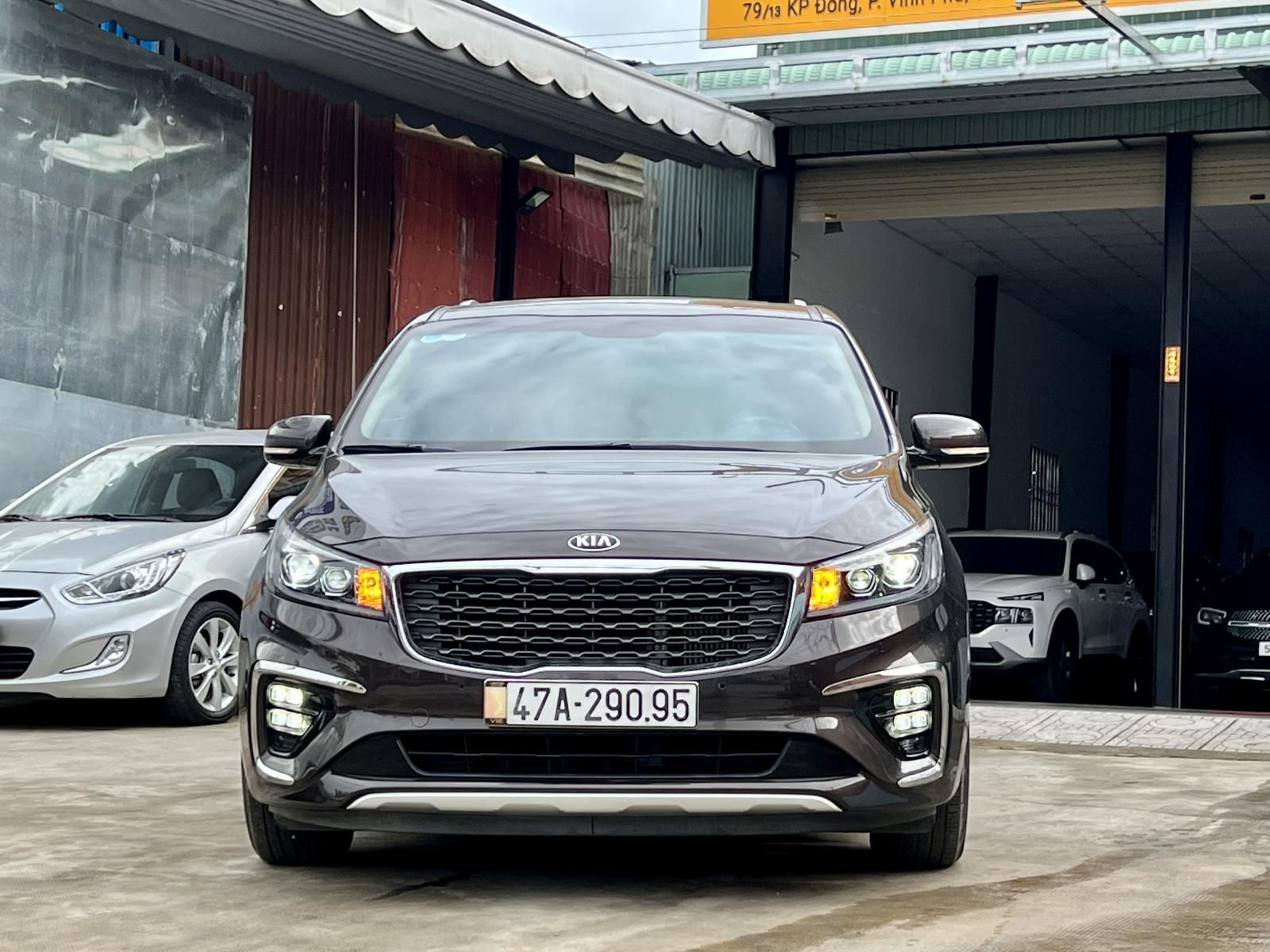 Kia Sedona 2019 - Bản full dầu màu nâu, bảo dưỡng hãng định kỳ rất đẹp, không 1 lỗi nhỏ