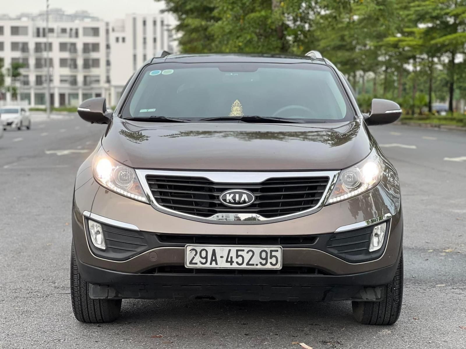 Kia Sportage 2011 - Màu nâu giá cạnh tranh