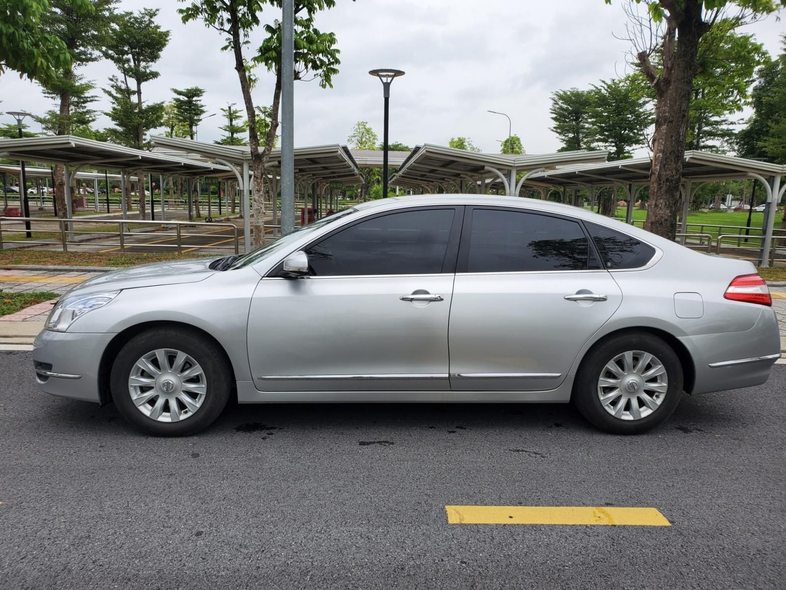 Nissan Teana 2010 - Nhập khẩu giá chỉ từ 300tr