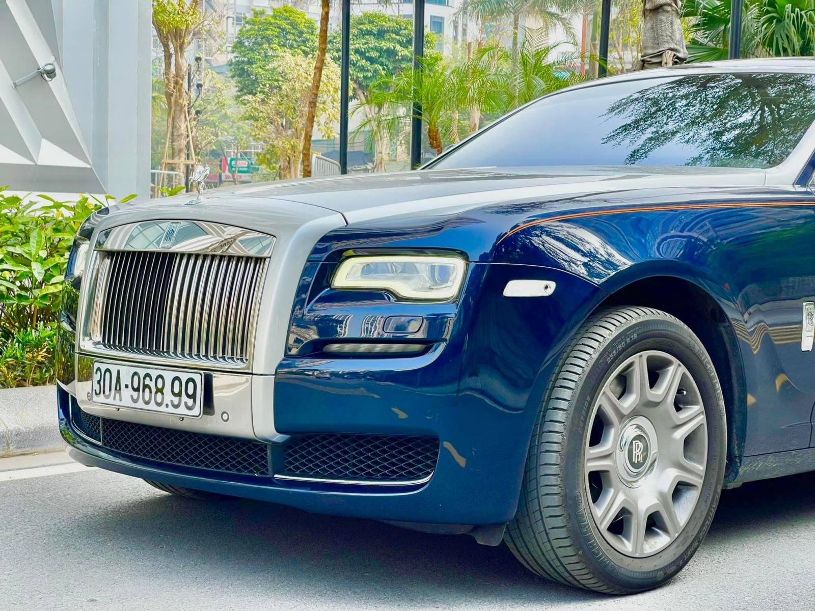 Rolls-Royce Ghost 2016 - Màu xanh lam, xe nhập