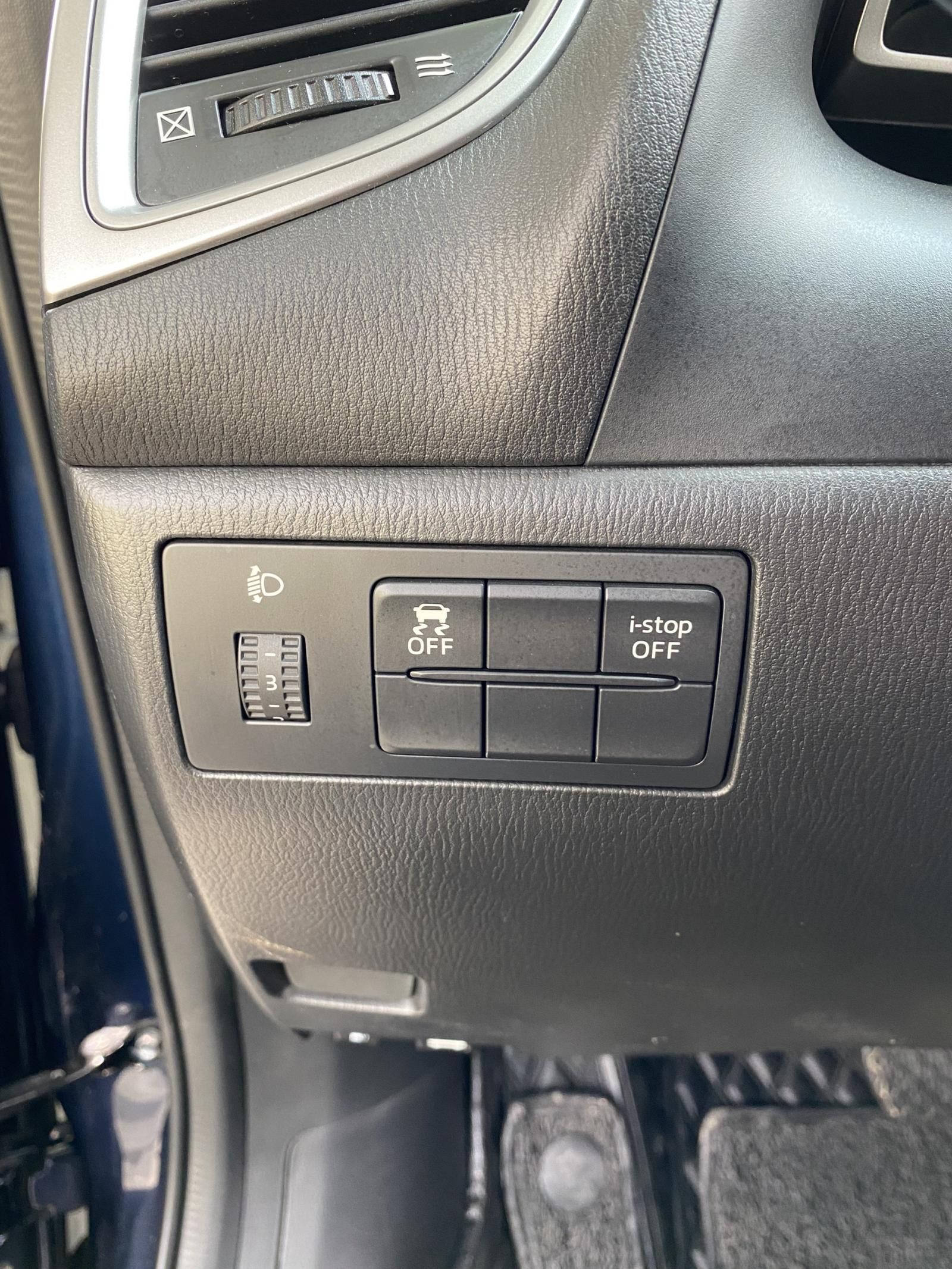 Mazda 3 2019 - Giá cạnh tranh