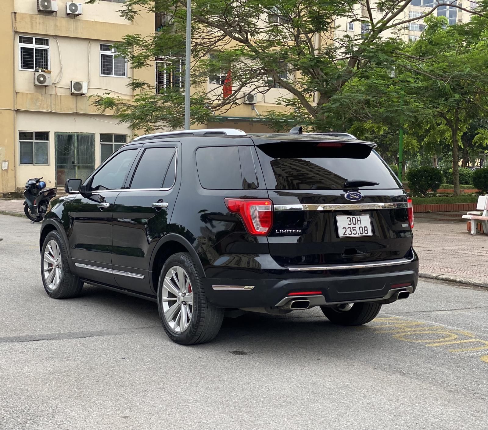 Ford Explorer 2018 - Nhập Mỹ