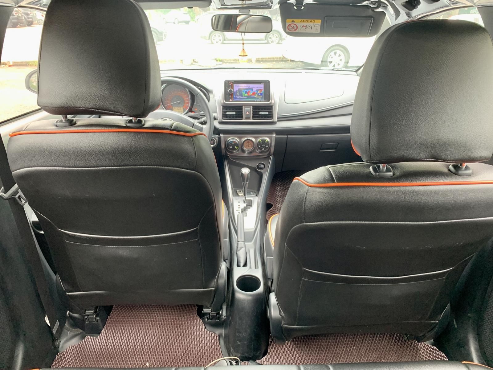 Toyota Yaris 2015 - Màu trắng, giá chỉ 456 triệu