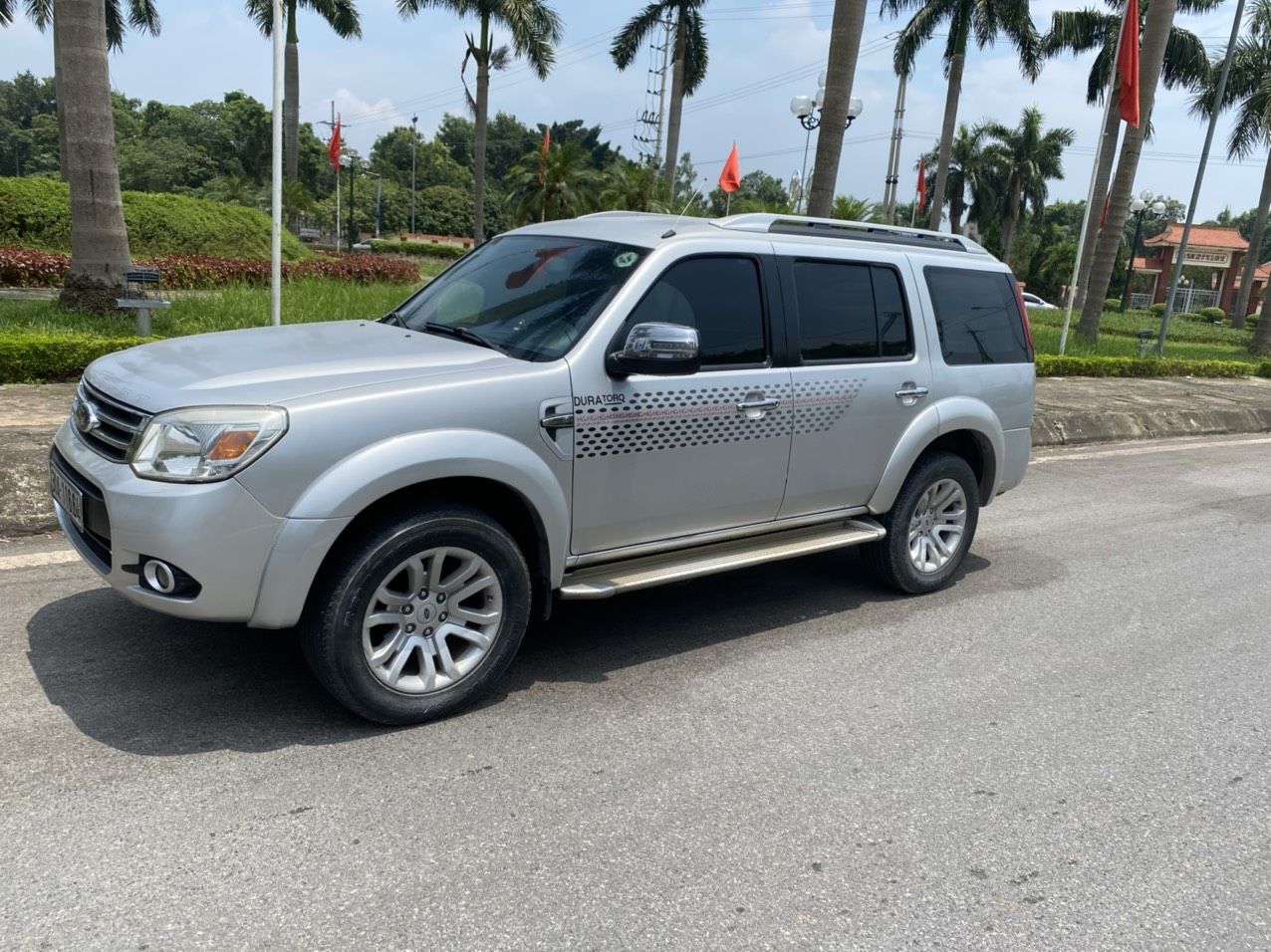 Ford Everest 2013 - Xe đẹp không lỗi nhỏ, giá có giảm