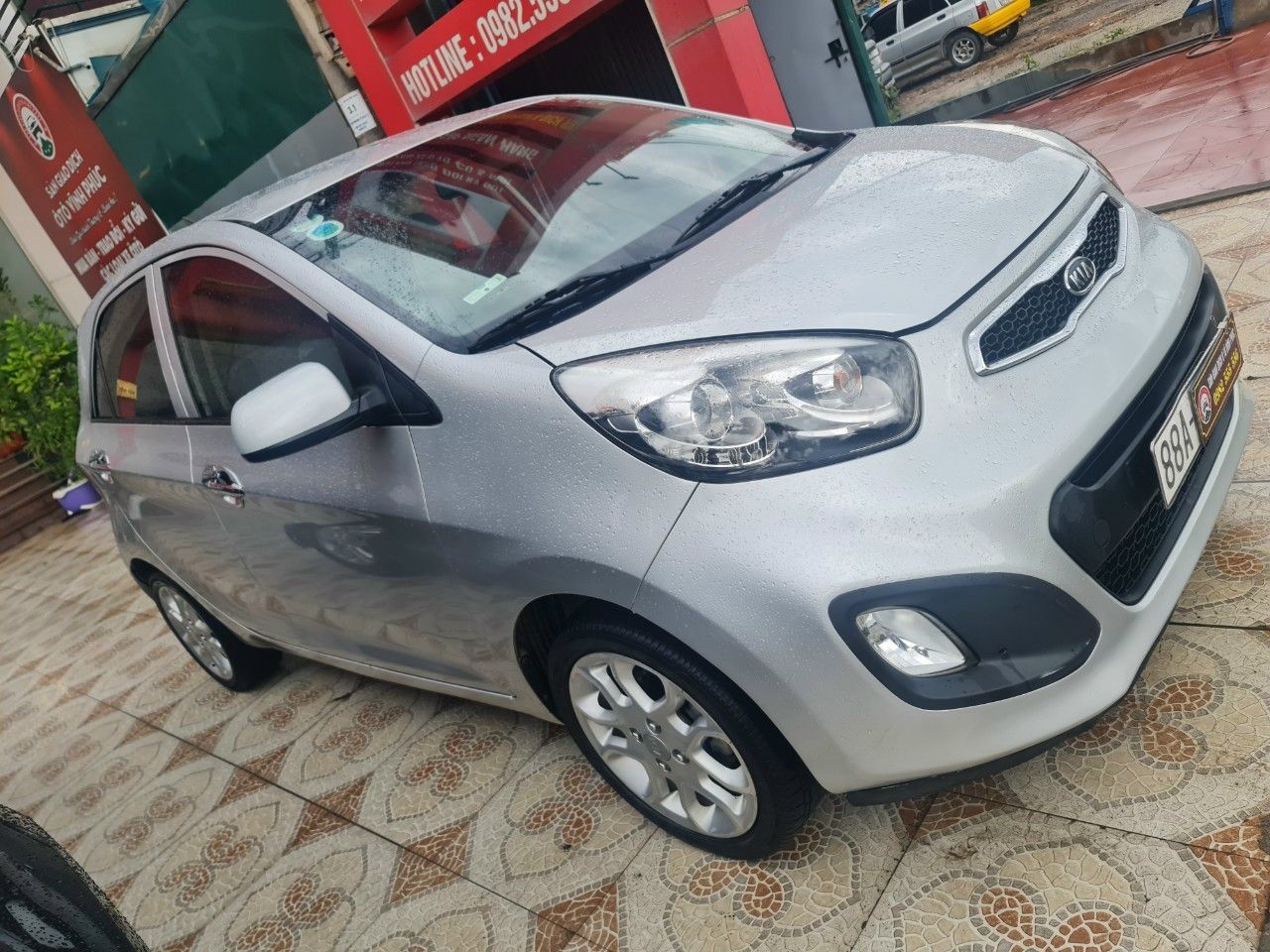 Kia Picanto 2011 - Cần bán lại xe giá bán 245 triệu