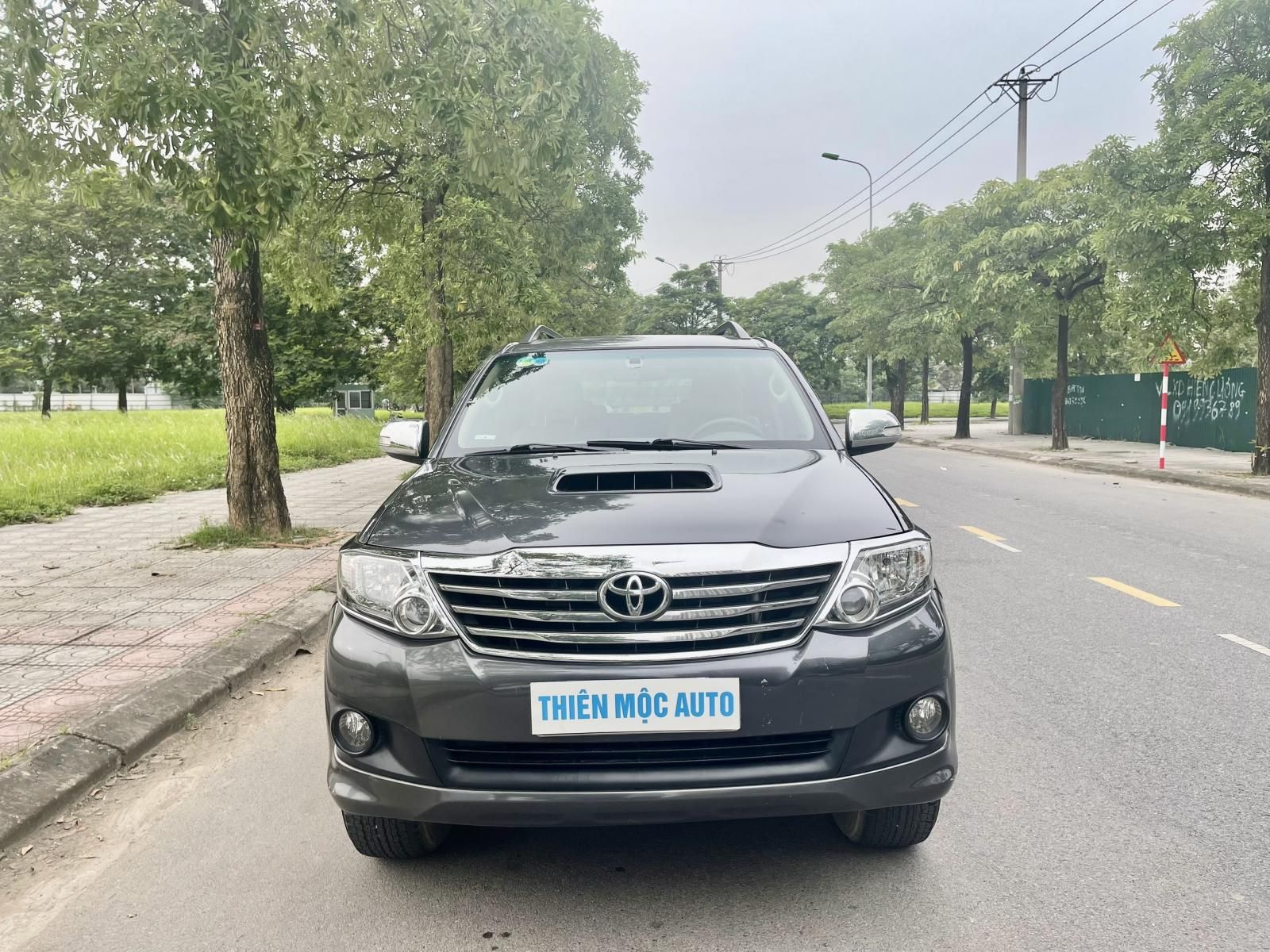 Toyota Fortuner 2013 - Odo 8,7v biển HN