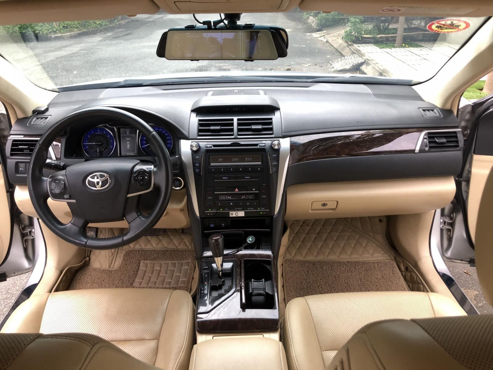 Toyota Camry 2016 - Xe cũ đã qua sử dụng giá tốt giá 688 triệu