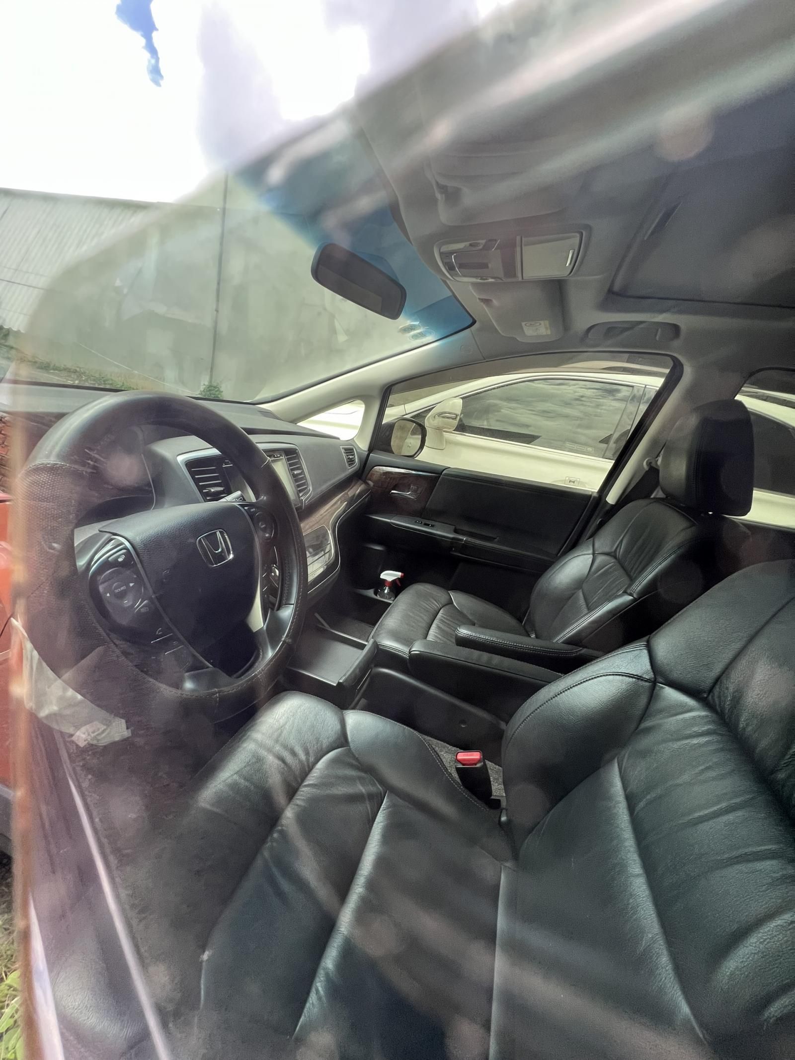 Honda Odyssey 2016 - Màu trắng