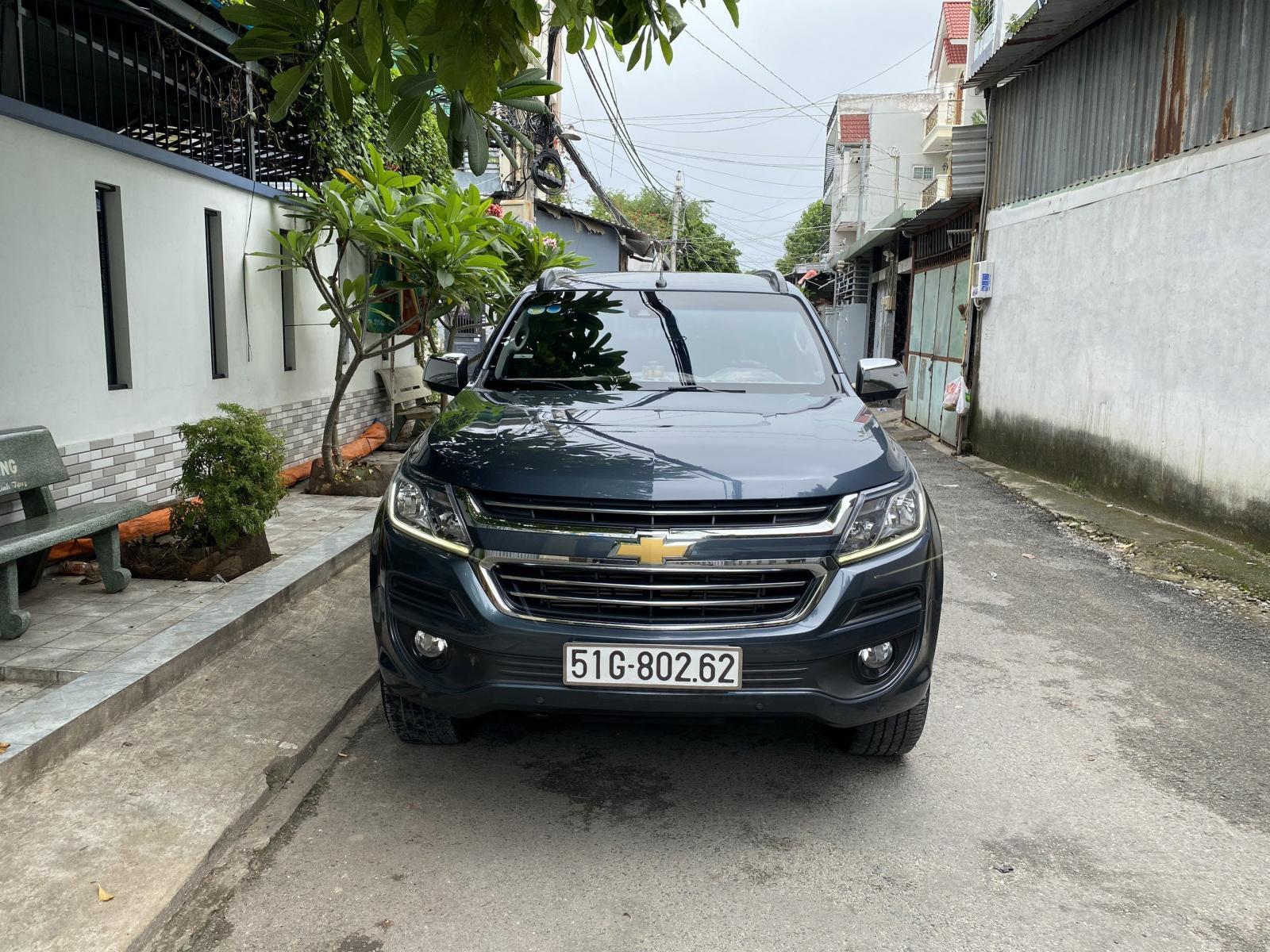 Chevrolet Trail Blazer 2019 - Bán xe Chevrolet Trail Blazer đời 2019, màu xám