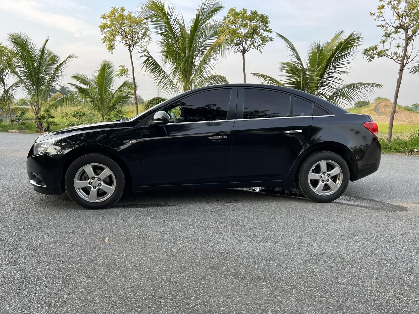 Chevrolet Cruze 2010 - xe chuẩn gia đình không taxi dịch vụ