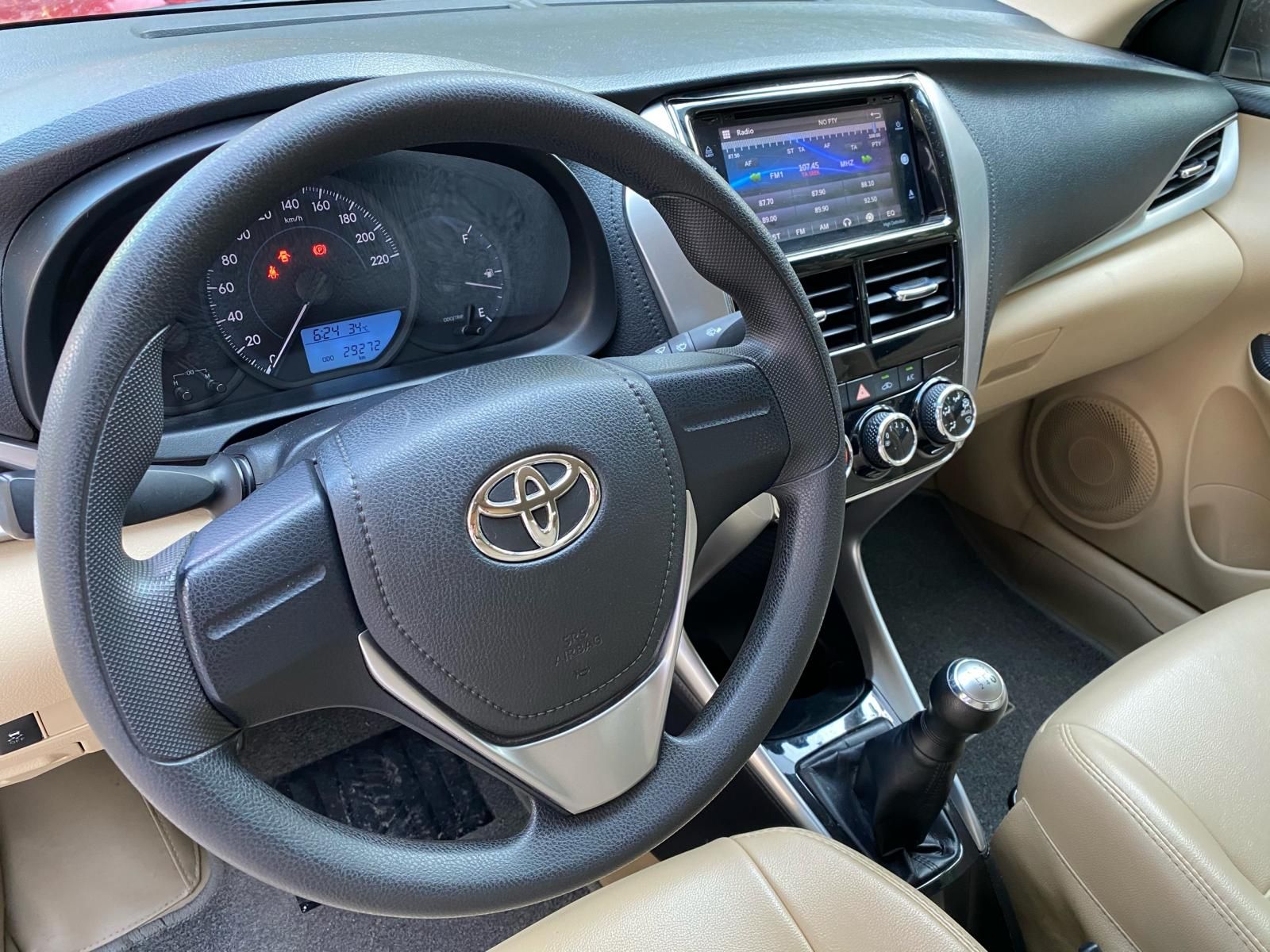 Toyota Vios 2019 - Số sàn bản 7 bóng khí, xe thật mới gia đình đi lốp còn theo xe 5 quả, xe đi 2 vạn km xịn, xe 1 chủ đẹp long lanh