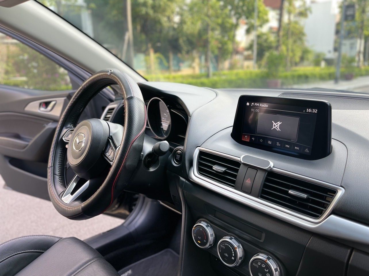 Mazda 3 2017 - Facelift zin xịn bóng bẩy