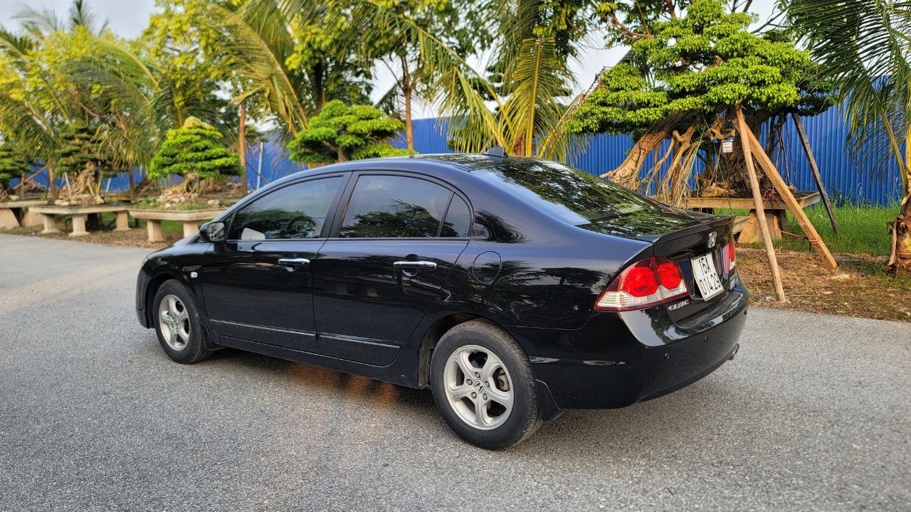 Honda Civic 2011 - Đẹp nhất Việt Nam, zin lót sàn