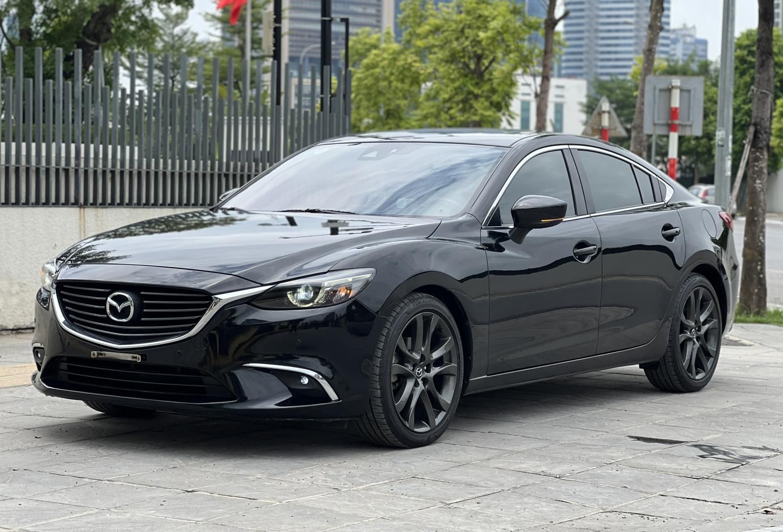 Mazda 6 2017 - Tặng kèm gói test + bảo dưỡng xe 1 năm