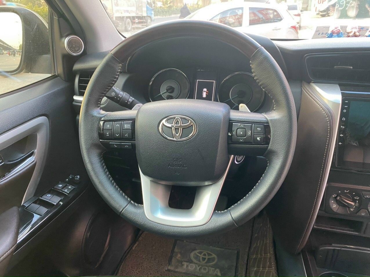 Toyota Fortuner 2020 - 1 cầu, máy dầu