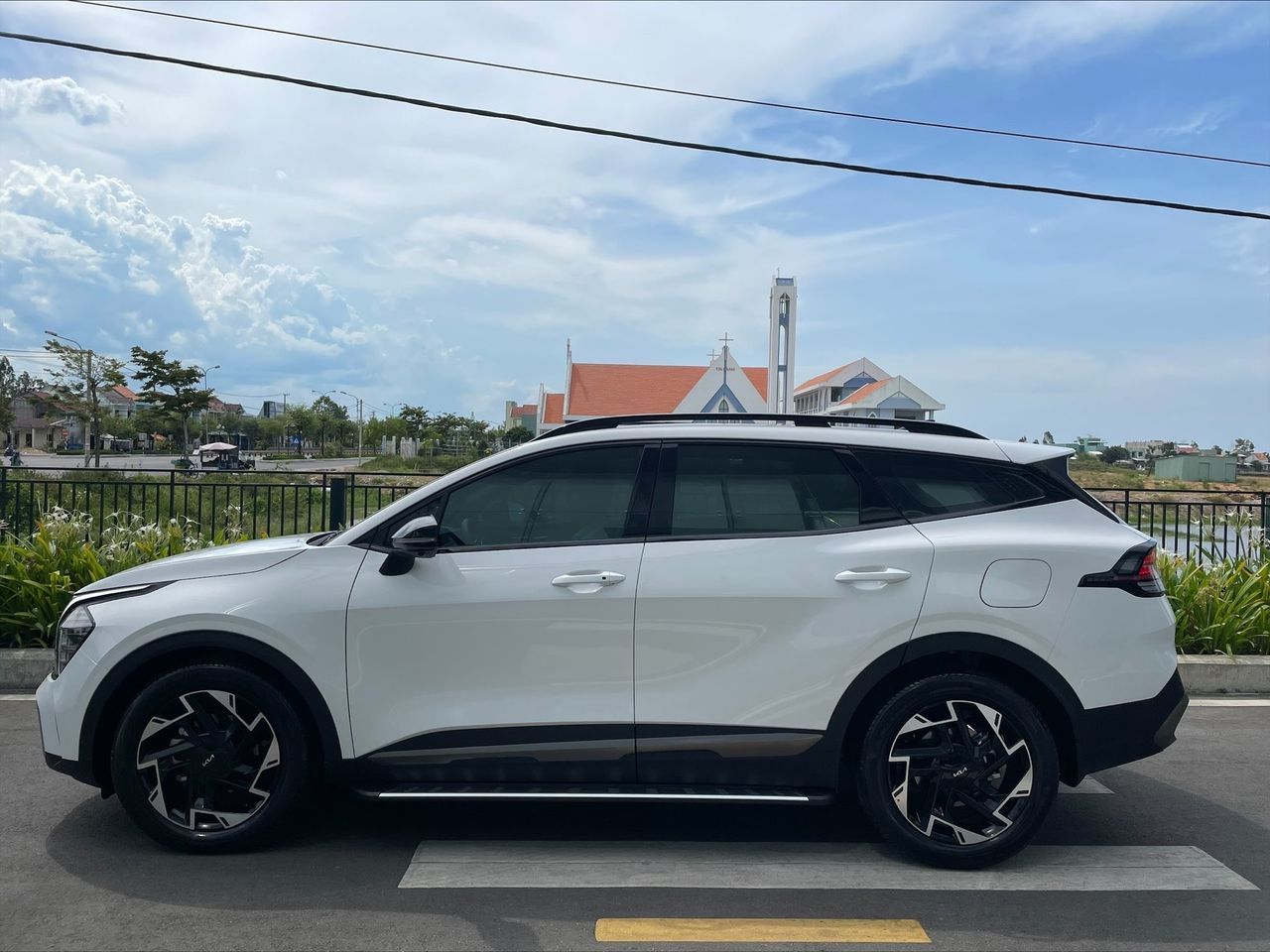 Kia Sportage 2022 - Sẵn xe giao ngay- Đủ màu & Phiên bản - Tặng 1 năm chăm xe