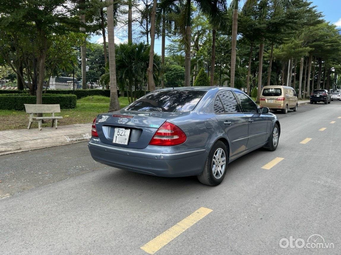 Mercedes-Benz E240 2003 - Nhập khẩu nguyên chiếc, giá chỉ 205tr