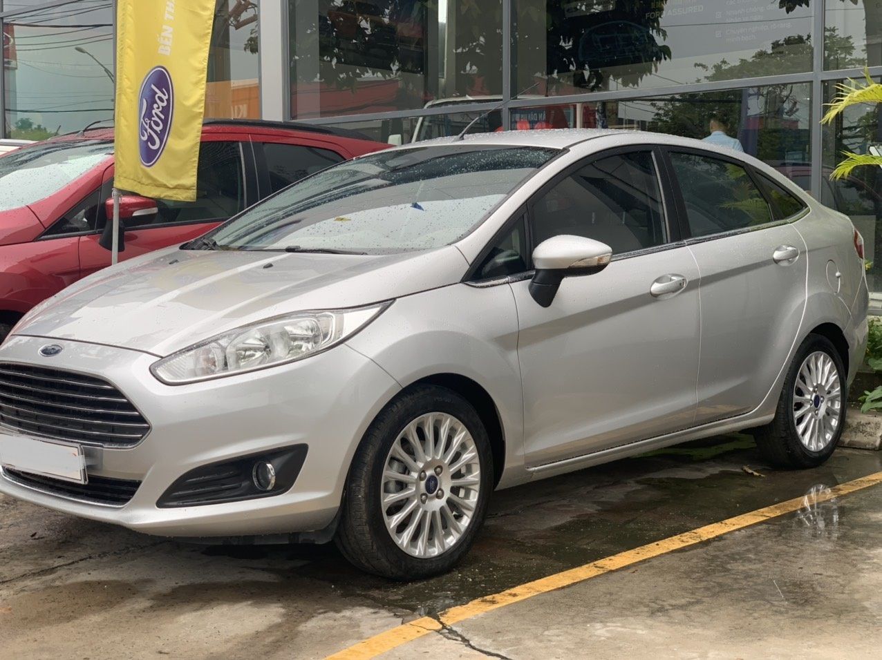 Ford Fiesta 2015 - Số tự động, 1 chủ ít đi, bao test