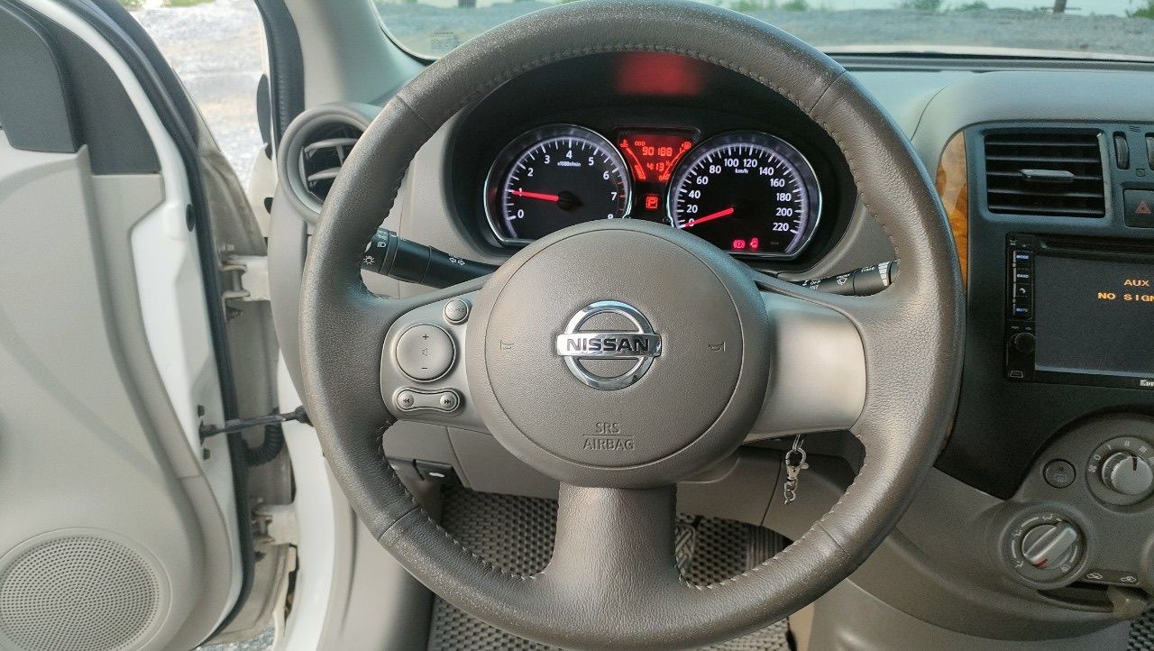 Nissan Sunny 2014 - Số tự động bản cao nhất, xe gia đình