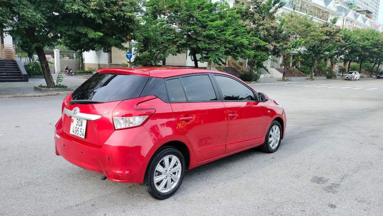 Toyota Yaris 2014 - Đăng ký tư nhân sử dụng, odo hơn 7v km. Giá 423tr