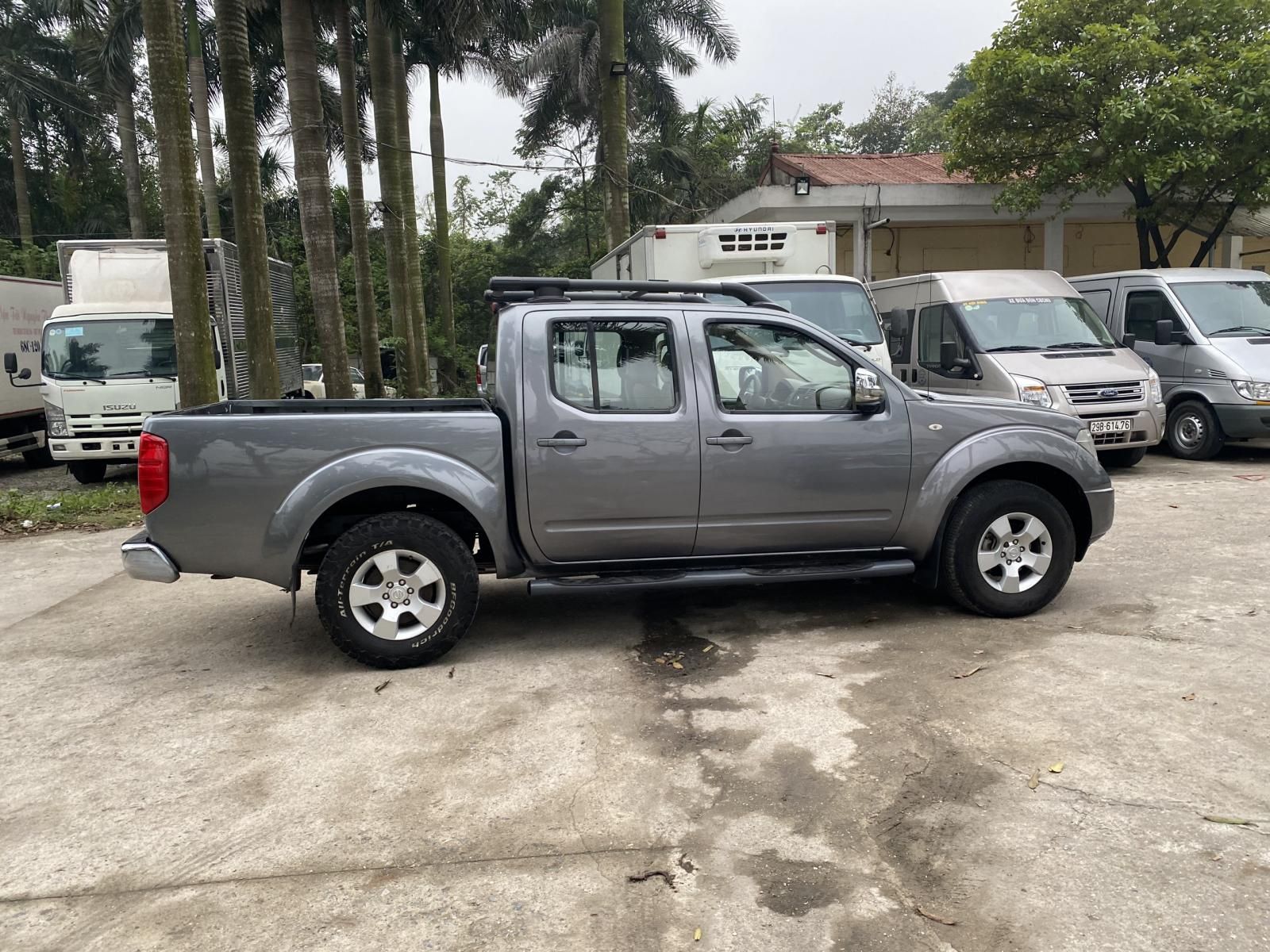 Nissan Navara 2012 - Đăng ký lần đầu 2013, 2 cầu số tự động