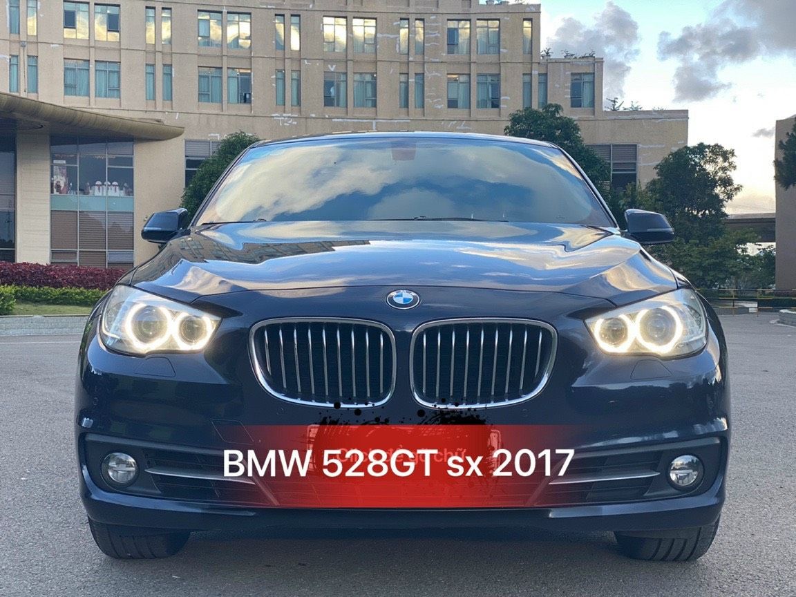 BMW 528i 2017 - Xe đẹp lên đời xe nên khách nhượng lại