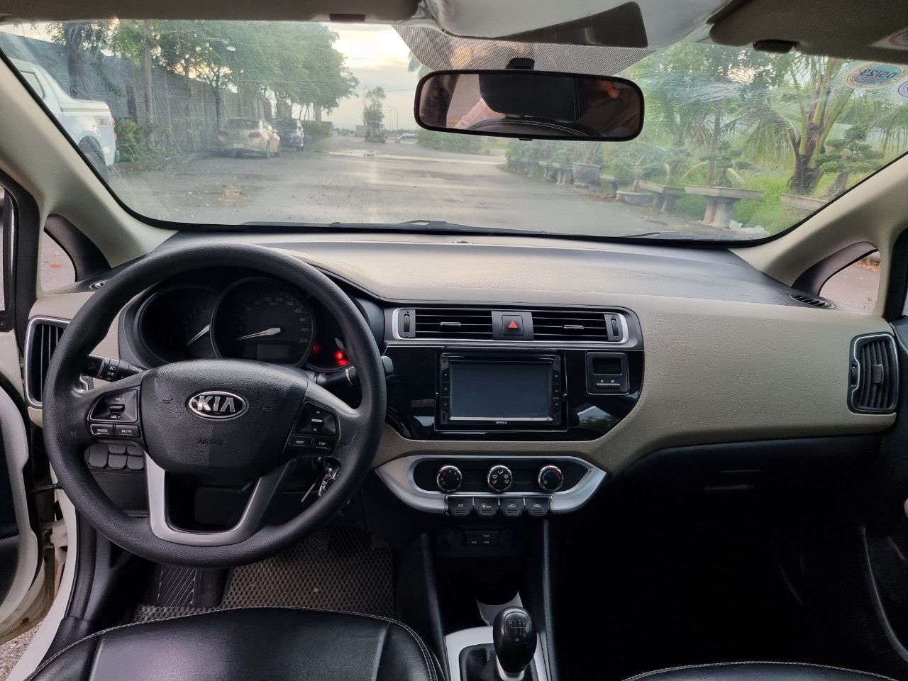 Kia Rio 2016 - Hàng đẹp cập bến, giá 3xxtr