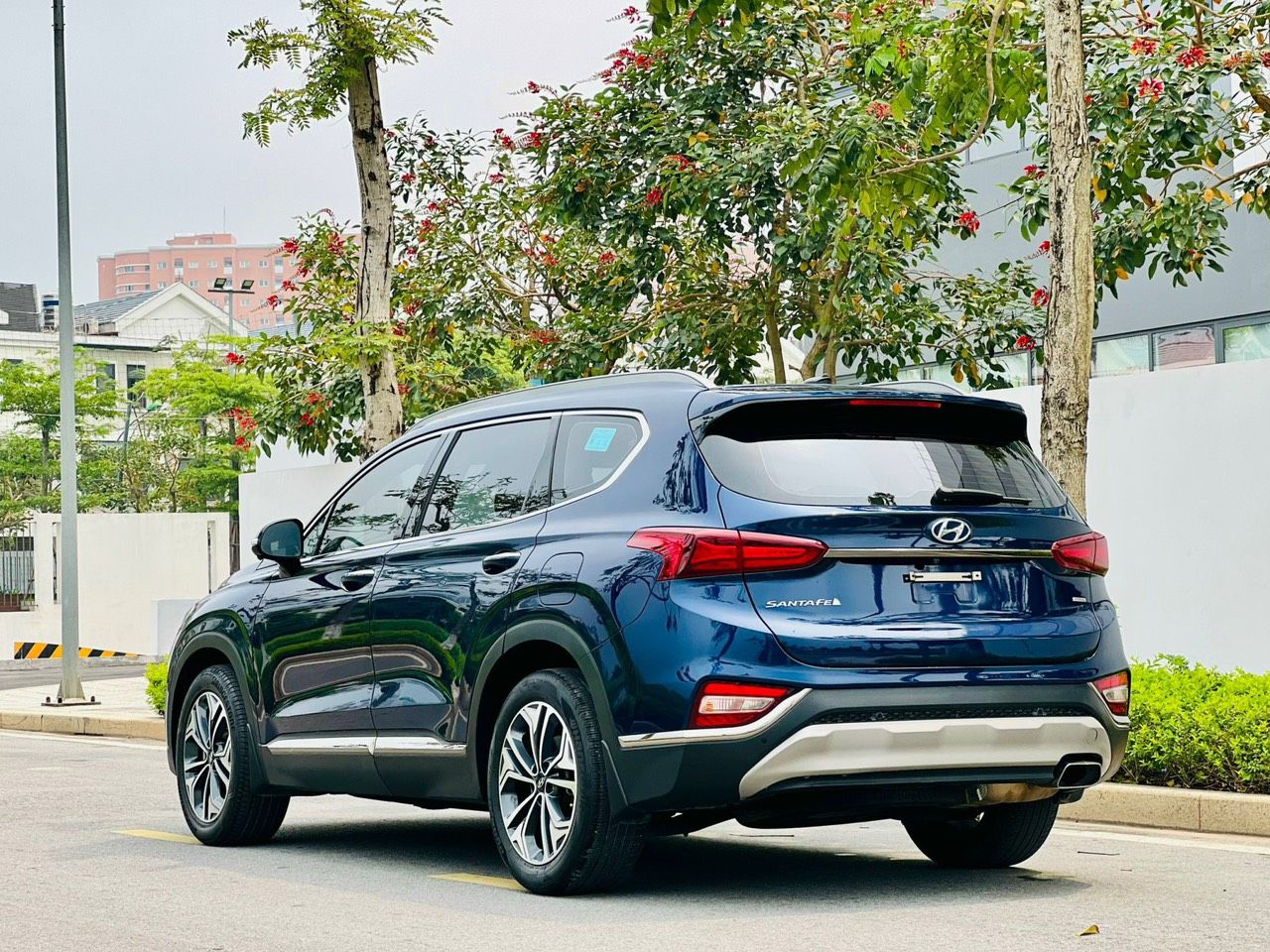 Hyundai Santa Fe 2019 - Xe ít sử dụng giá 995tr