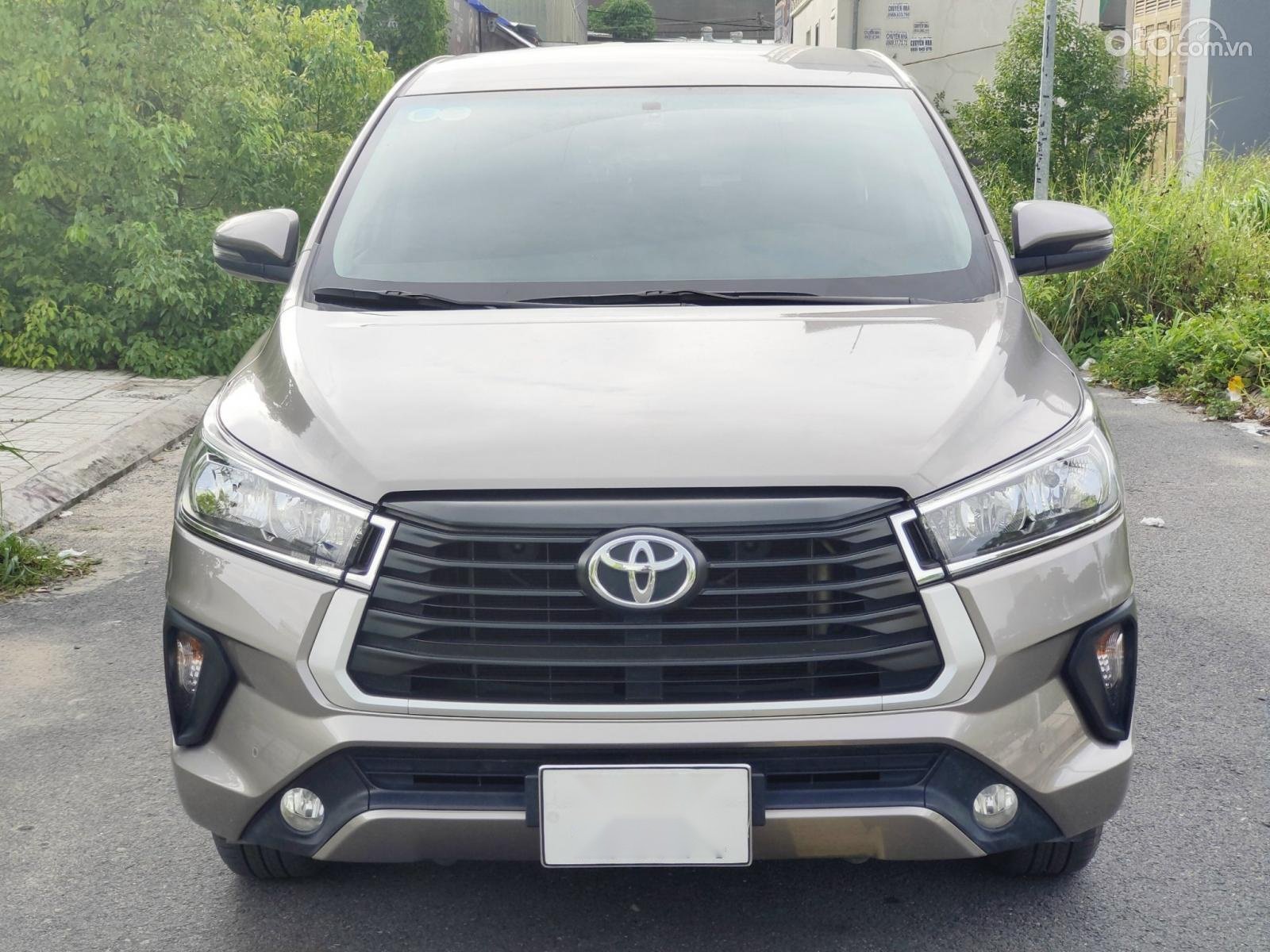 Toyota Innova 2022 - Biển TP