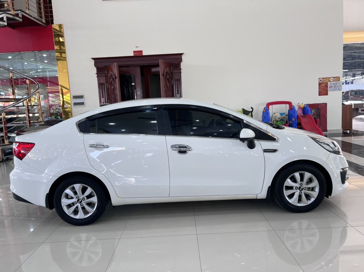 Kia Rio 2016 - Nhập khẩu nguyên chiếc Hàn Quốc, xe đẹp nguyên zin