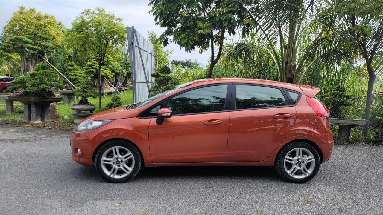 Ford Fiesta 2011 - Đăng ký 2011 ít sử dụng giá tốt 268tr