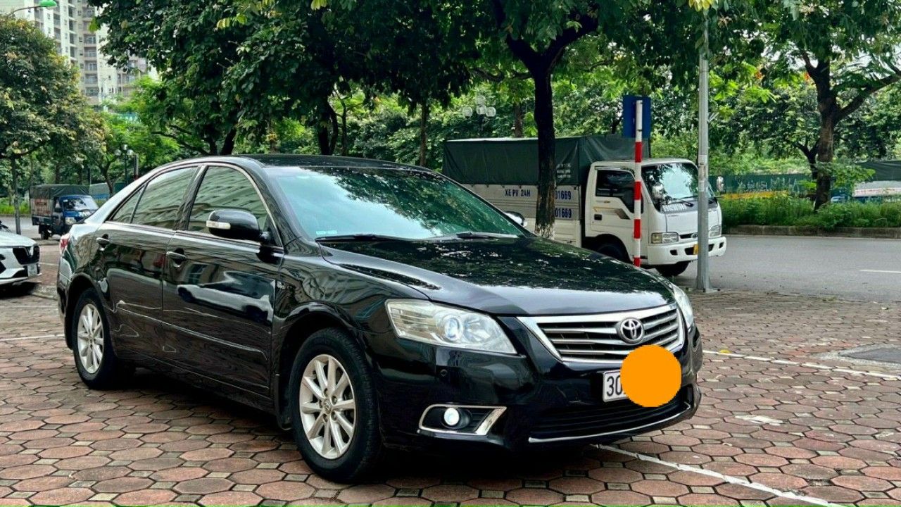 Toyota Camry 2010 - Màu đen, nhập khẩu