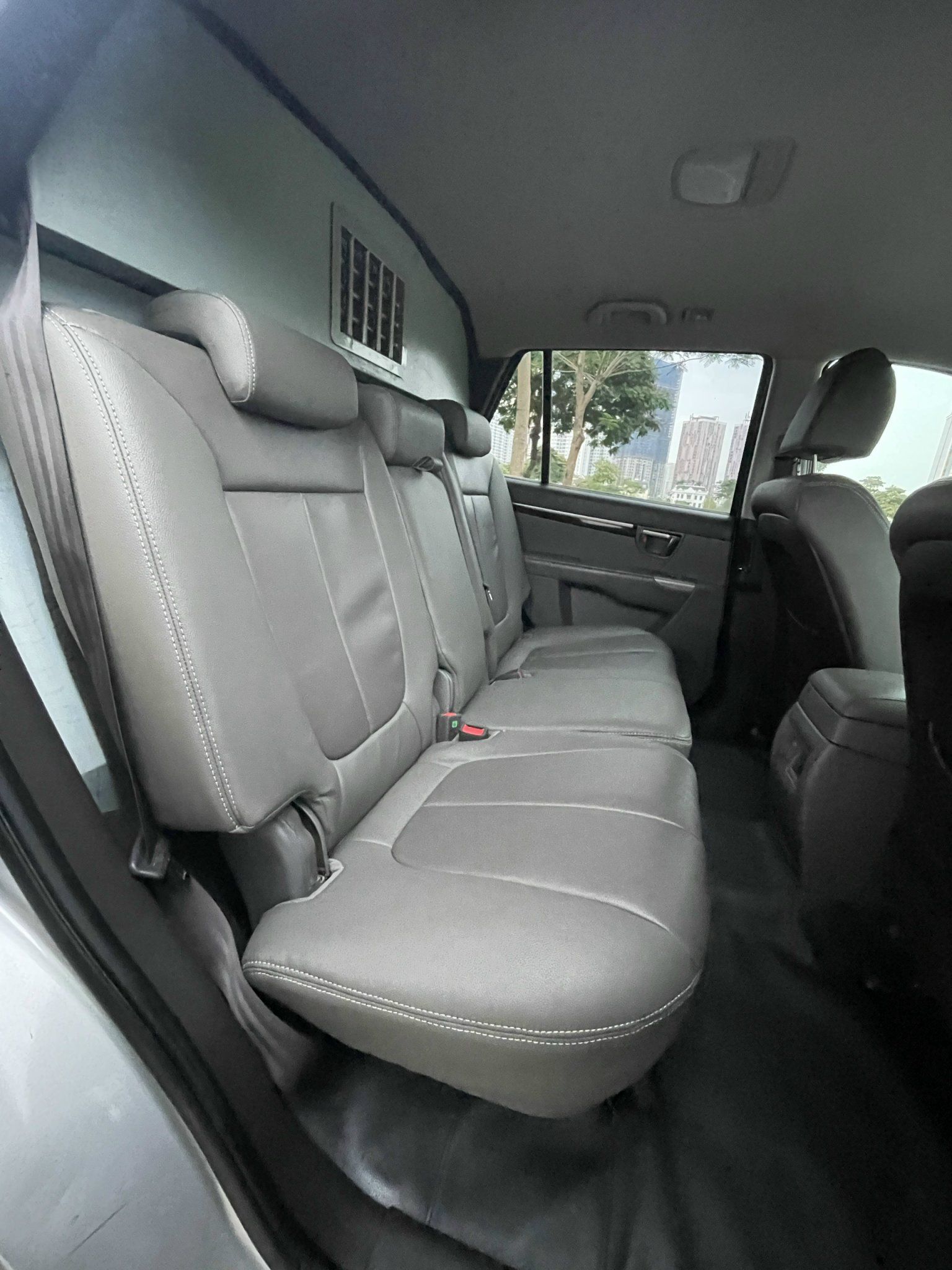 Hyundai Santa Fe 2010 - Màu bạc