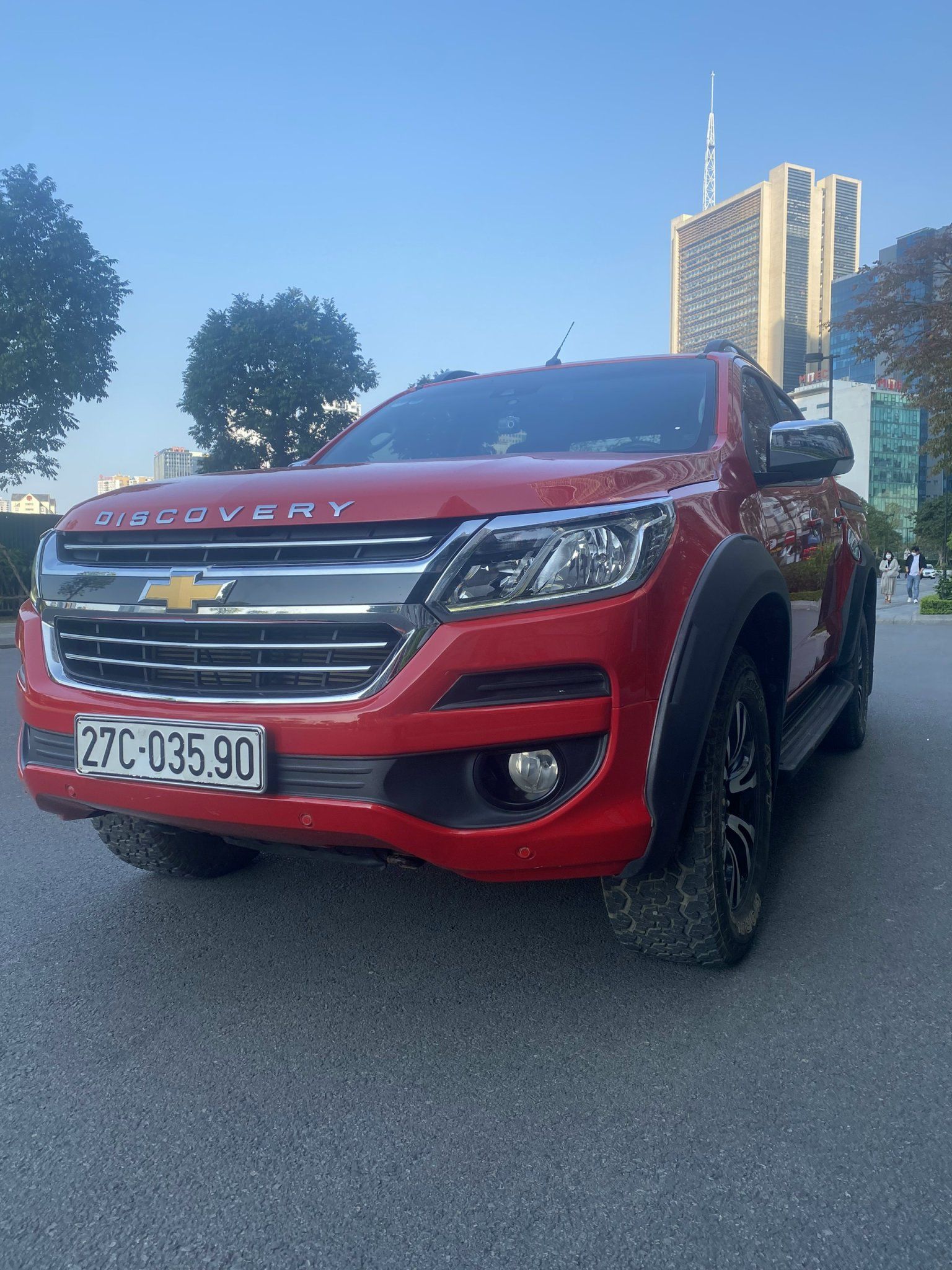 Chevrolet Colorado 2018 - Giá 615tr, xe màu đỏ